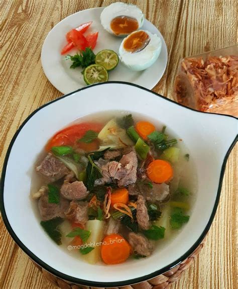 Sop Daging Sapi Hangat yang Menghangatkan Jiwa di Tengger